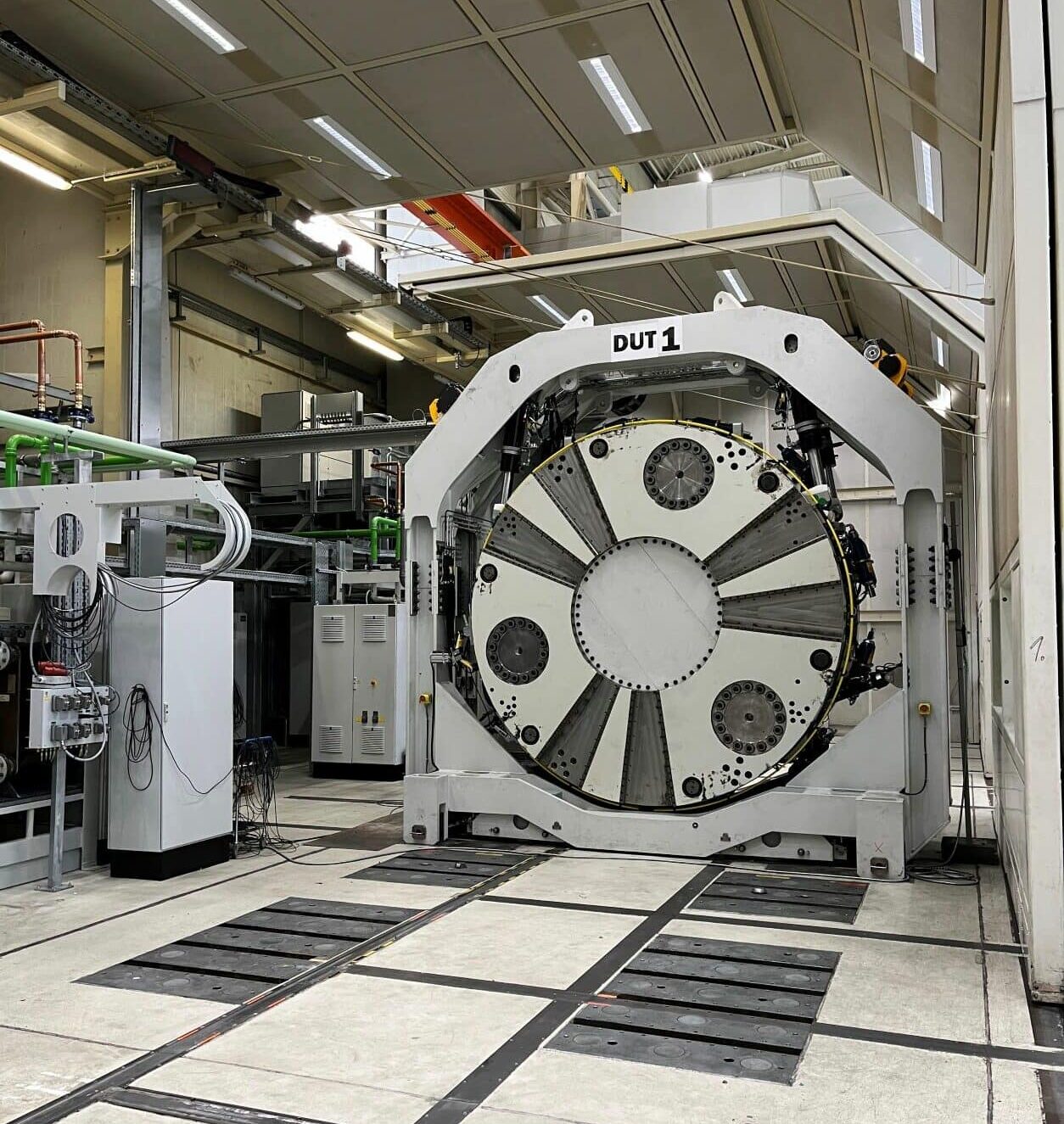 Flender has commissioned two large test systems for wind turbine